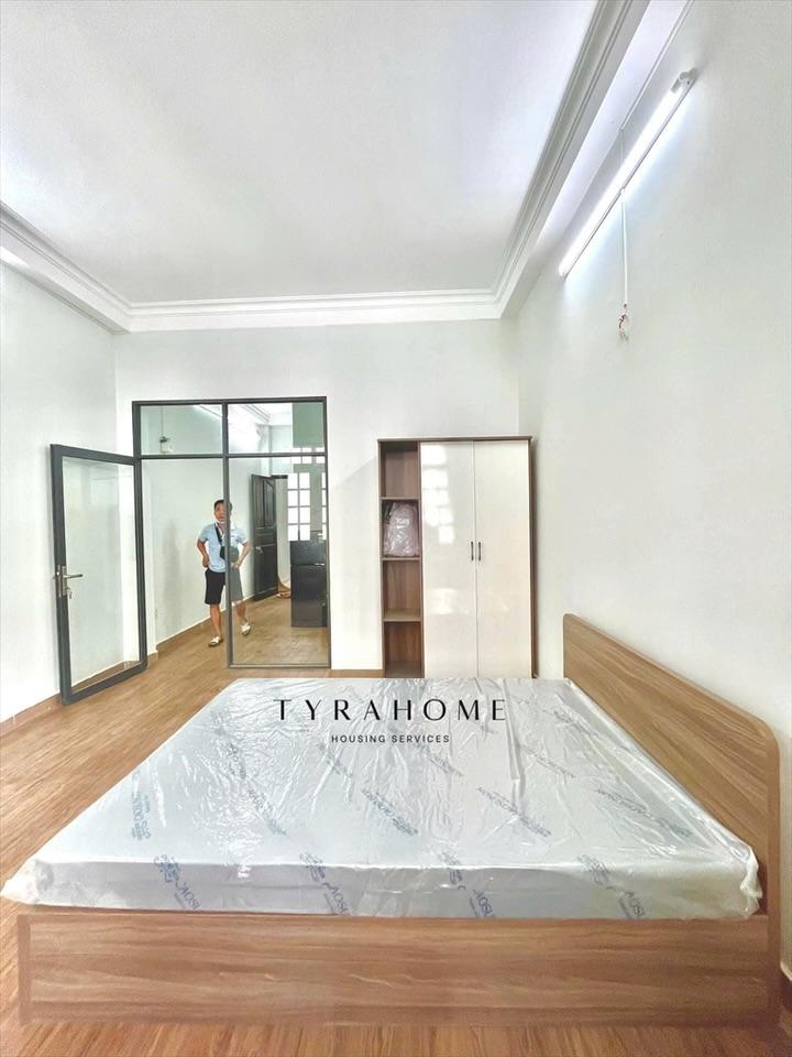 SERVICED APARTMENT FULLY FURNISHED MÁY GIẶT RIÊNG WITH BALCONY