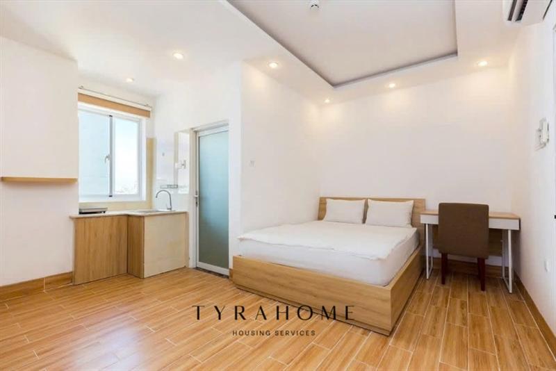 SERVICED APARTMENT FULLY FURNISHED WITH WINDOW