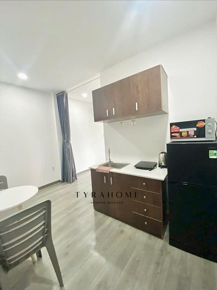 PHÒNG FULL NỘI THẤT CÓ CỬA SỔ