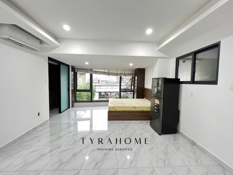 CĂN HỘ DỊCH VỤ FULL NỘI THẤT CÓ CỬA SỔ