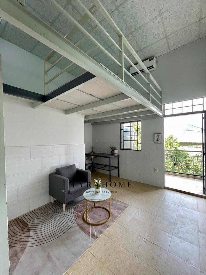 PHÒNG FULLY FURNISHED WITH BALCONY
