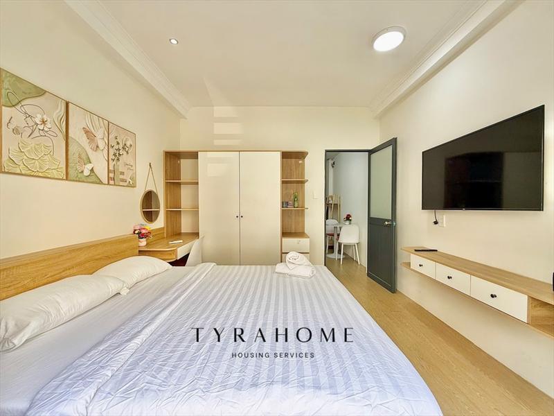 SERVICED APARTMENT FULLY FURNISHED MÁY GIẶT RIÊNG WITH BALCONY