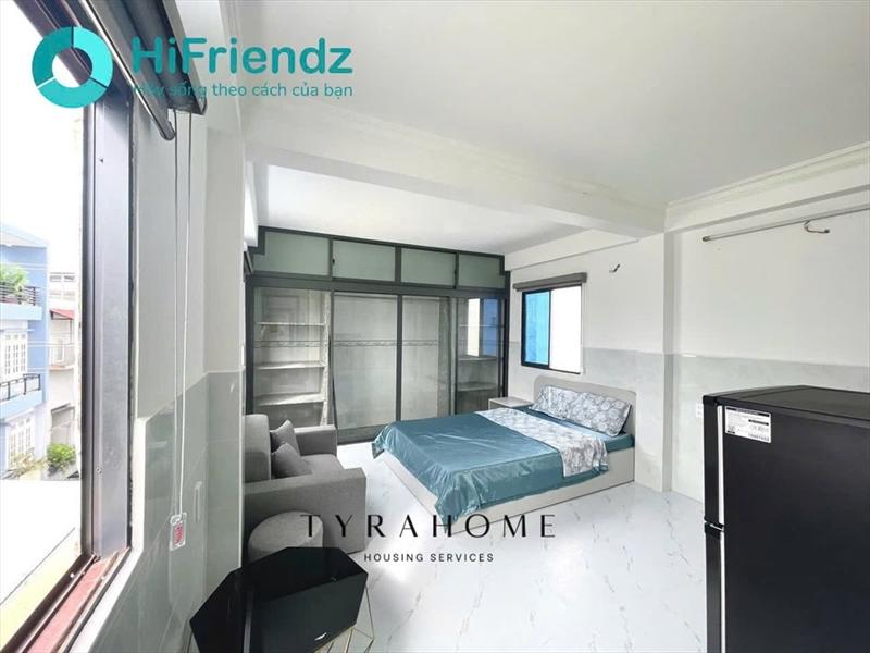 PHÒNG FULLY FURNISHED WITH WINDOW