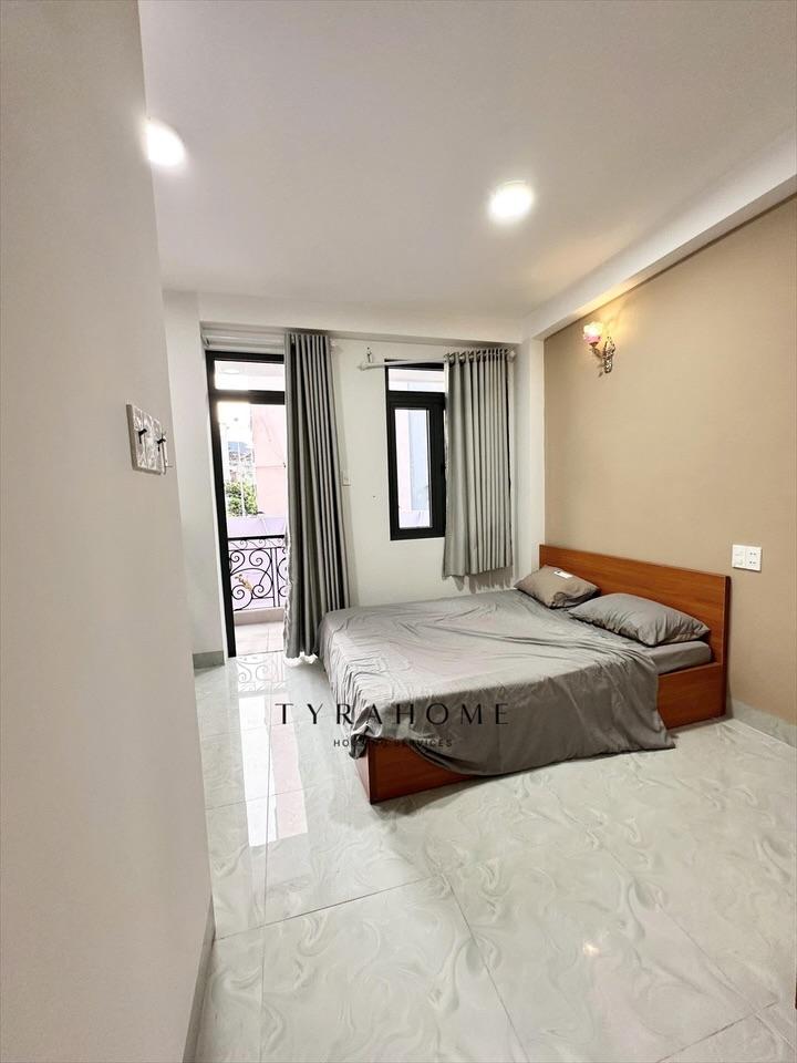 PHÒNG FULL NỘI THẤT CÓ BAN CÔNG