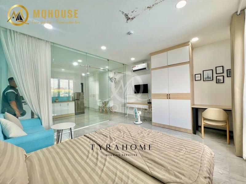 SERVICED APARTMENT FULLY FURNISHED WITH WINDOW