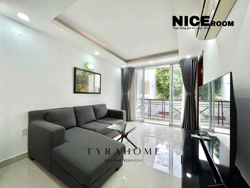 CĂN HỘ DỊCH VỤ FULL NỘI THẤT MÁY GIẶT RIÊNG CÓ BAN CÔNG