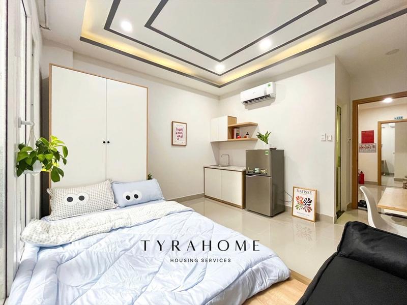 PHÒNG FULLY FURNISHED WITH WINDOW