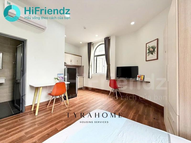 PHÒNG FULLY FURNISHED WITH WINDOW
