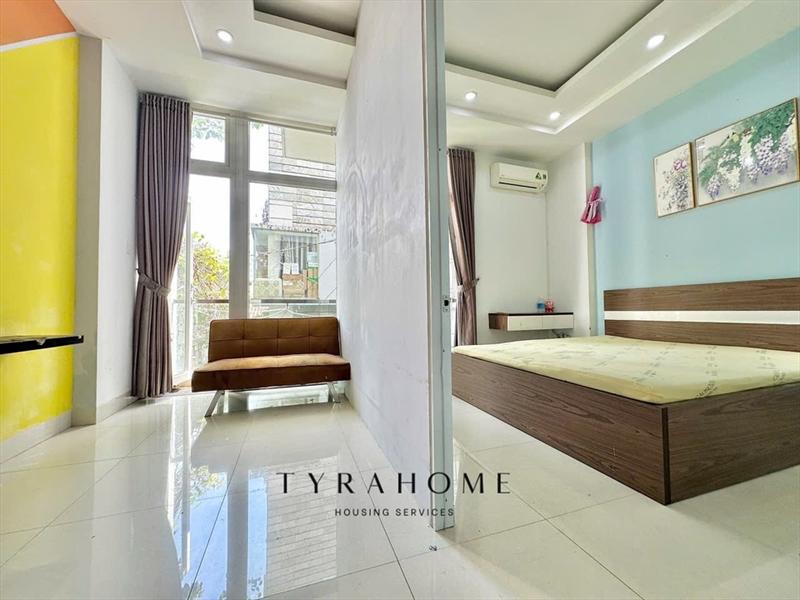 PHÒNG FULL NỘI THẤT CÓ BAN CÔNG