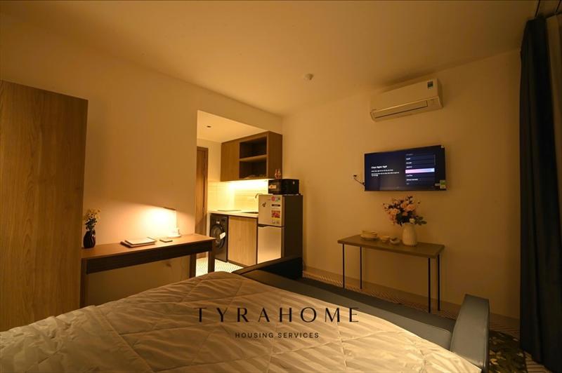 SERVICED APARTMENT FULLY FURNISHED WITH WINDOW