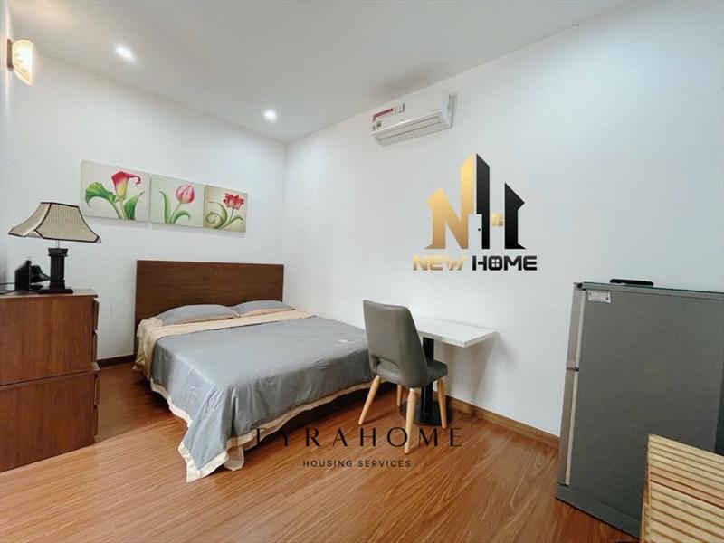 PHÒNG FULLY FURNISHED WITH WINDOW
