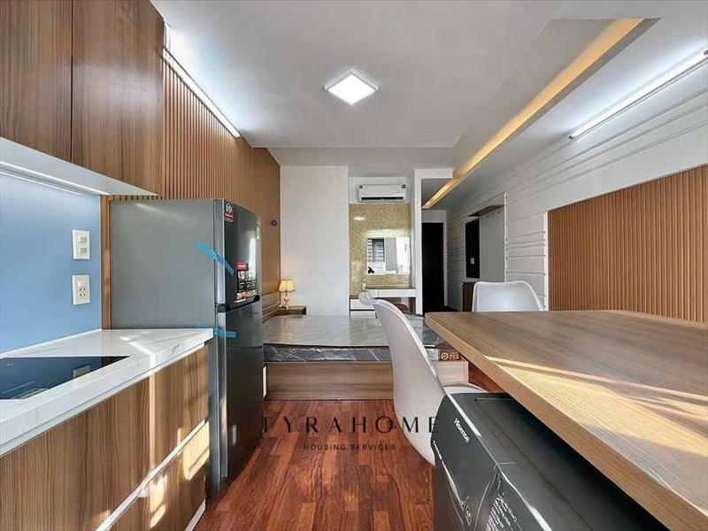 SERVICED APARTMENT FULLY FURNISHED MÁY GIẶT RIÊNG WITH BALCONY