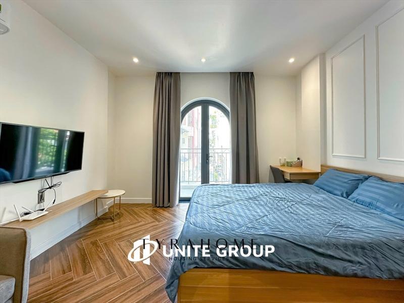SERVICED APARTMENT FULLY FURNISHED WITH BALCONY