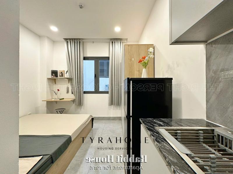 PHÒNG FULL NỘI THẤT CÓ CỬA SỔ