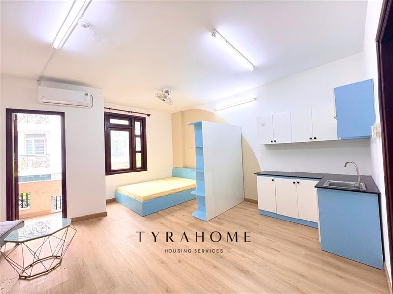 SERVICED APARTMENT FULLY FURNISHED WITH BALCONY