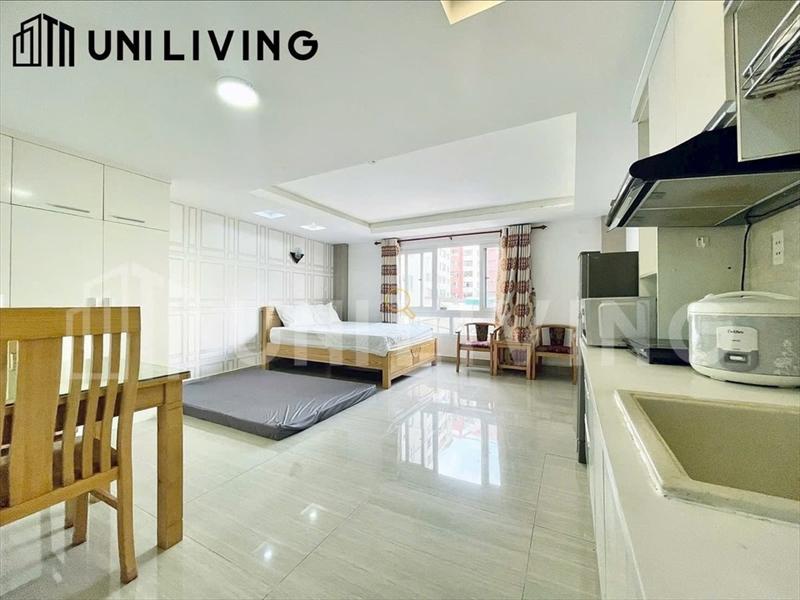 SERVICED APARTMENT FULLY FURNISHED WITH WINDOW