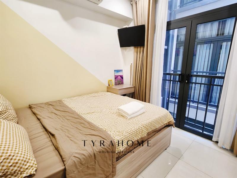 PHÒNG FULLY FURNISHED WITH WINDOW