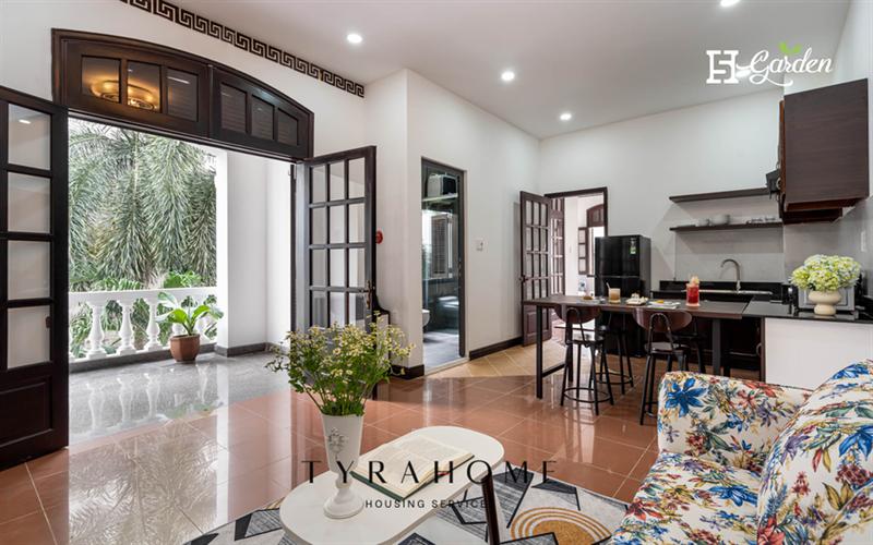 SERVICED APARTMENT FULLY FURNISHED WITH BALCONY