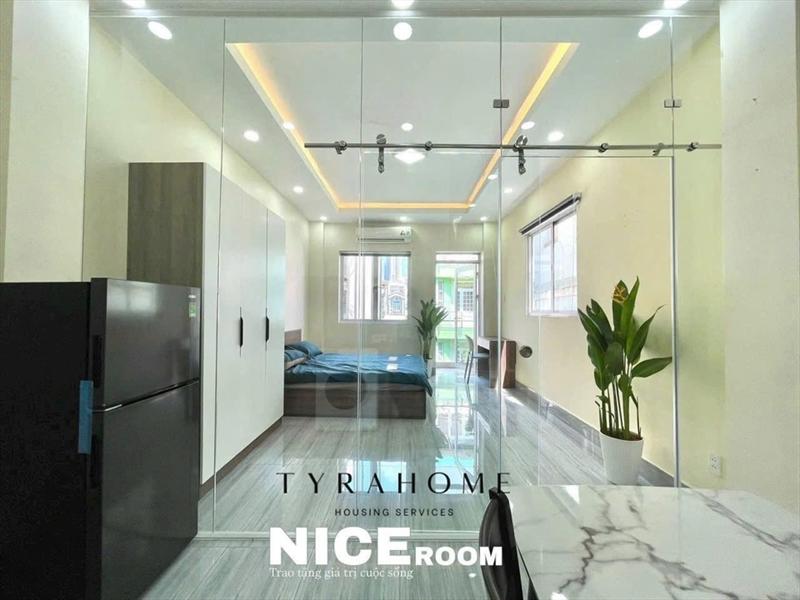 CĂN HỘ DỊCH VỤ FULL NỘI THẤT MÁY GIẶT RIÊNG CÓ BAN CÔNG