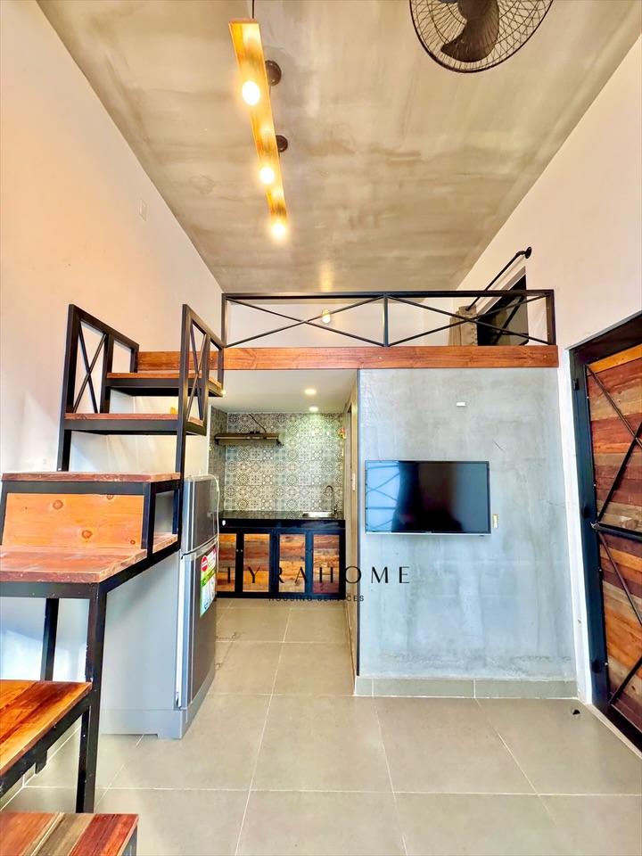 PHÒNG FULL NỘI THẤT CÓ CỬA SỔ