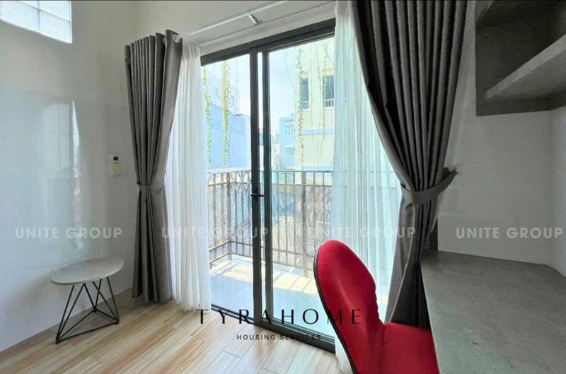 PHÒNG FULL NỘI THẤT CÓ CỬA SỔ