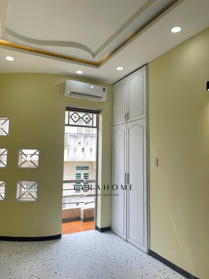 CĂN HỘ DỊCH VỤ FULL NỘI THẤT MÁY GIẶT RIÊNG CÓ CỬA SỔ