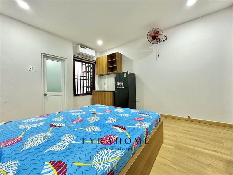 SERVICED APARTMENT FULLY FURNISHED WITH BALCONY