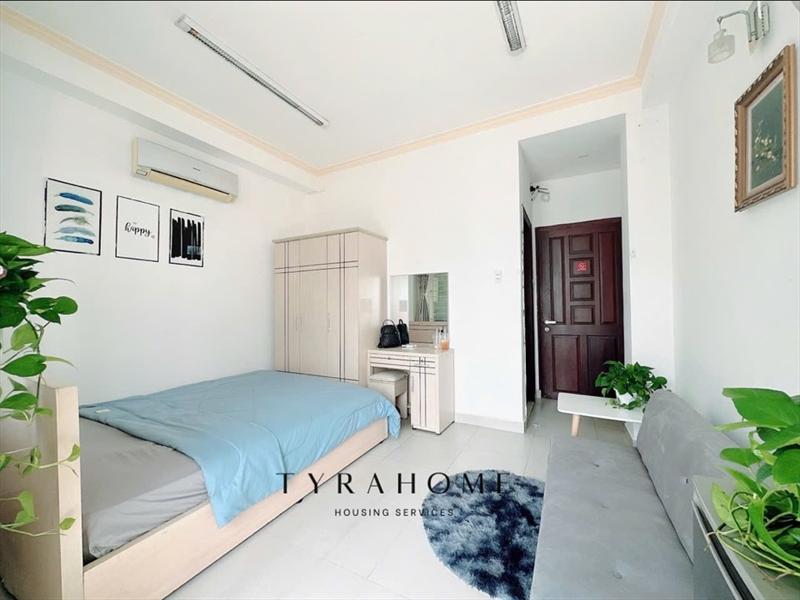 PHÒNG FULL NỘI THẤT CÓ BAN CÔNG