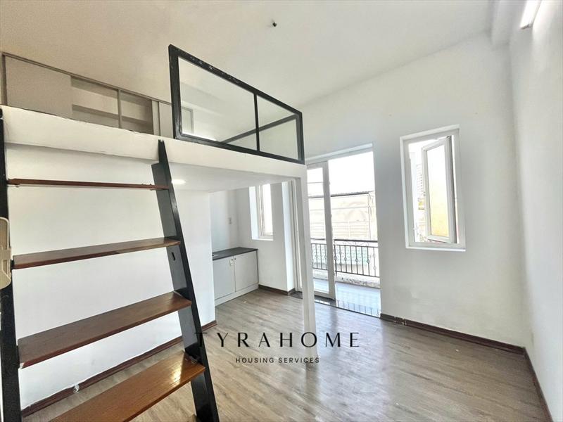 PHÒNG FULLY FURNISHED WITH BALCONY