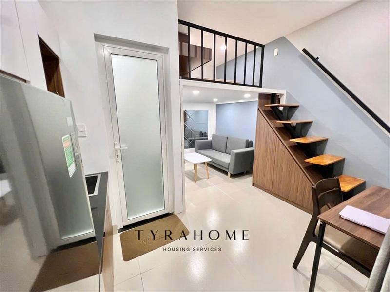 PHÒNG FULLY FURNISHED WITH WINDOW