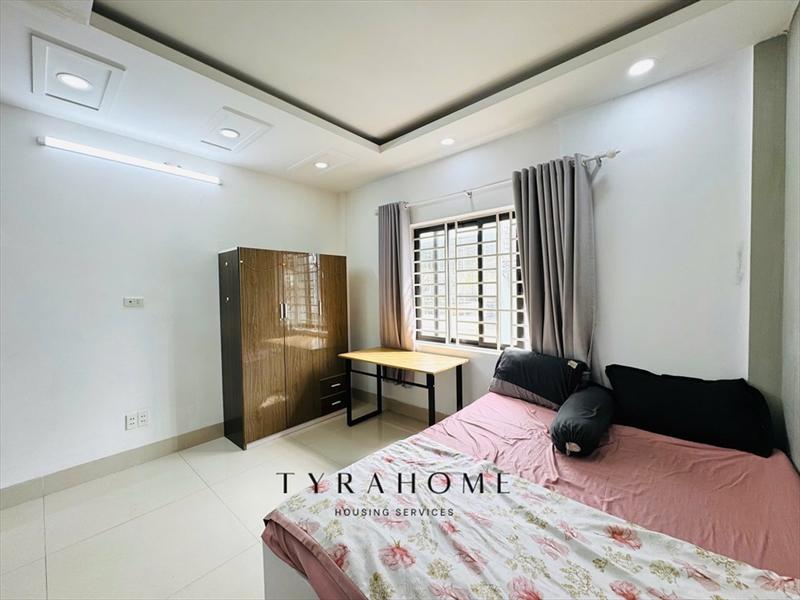 PHÒNG FULLY FURNISHED WITH WINDOW