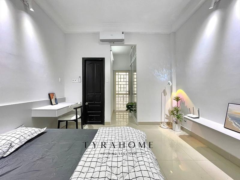CĂN HỘ DỊCH VỤ FULL NỘI THẤT MÁY GIẶT RIÊNG CÓ BAN CÔNG