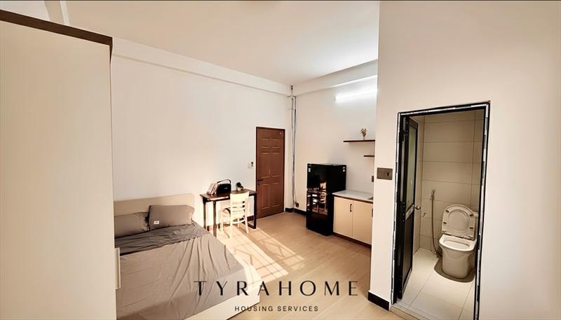 PHÒNG FULLY FURNISHED WITH WINDOW