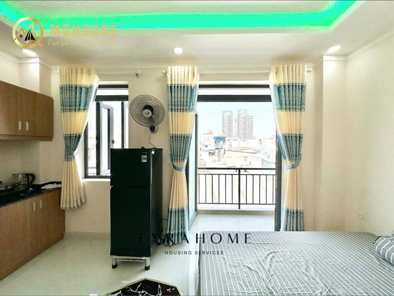 PHÒNG FULL NỘI THẤT CÓ BAN CÔNG