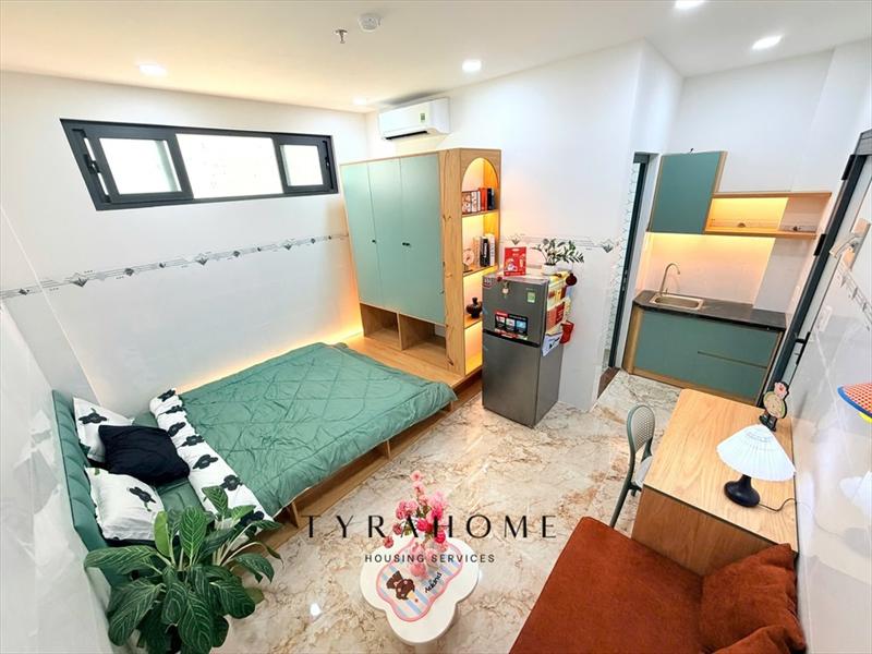 PHÒNG FULLY FURNISHED WITH WINDOW