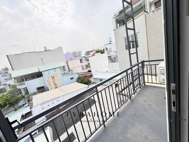 PHÒNG FULL NỘI THẤT CÓ BAN CÔNG