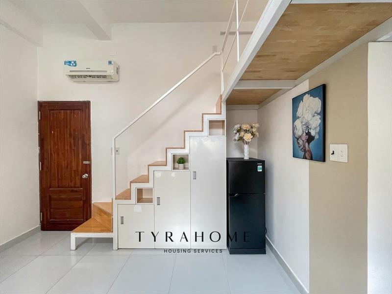 PHÒNG FULLY FURNISHED WITH WINDOW
