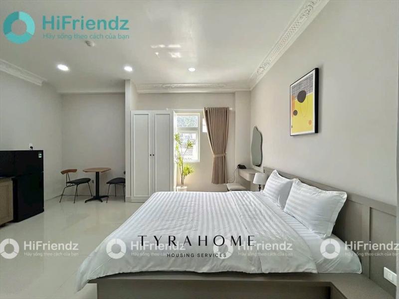 SERVICED APARTMENT FULLY FURNISHED WITH WINDOW