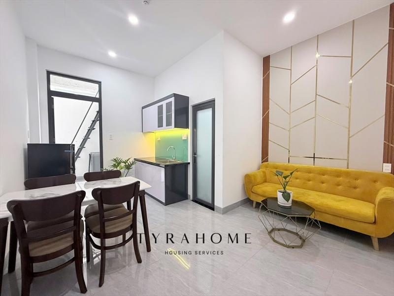 CĂN HỘ DỊCH VỤ FULL NỘI THẤT MÁY GIẶT RIÊNG CÓ BAN CÔNG