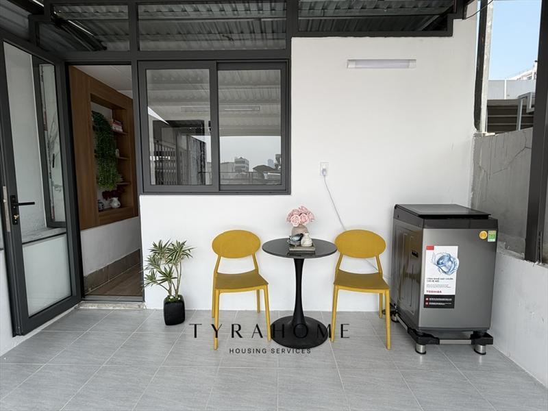CĂN HỘ DỊCH VỤ FULL NỘI THẤT MÁY GIẶT RIÊNG CÓ BAN CÔNG