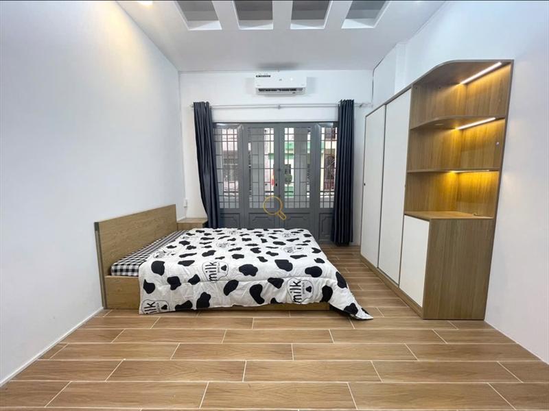 CĂN HỘ DỊCH VỤ FULL NỘI THẤT CÓ BAN CÔNG