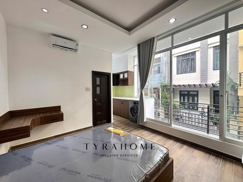 CĂN HỘ DỊCH VỤ FULL NỘI THẤT CÓ CỬA SỔ