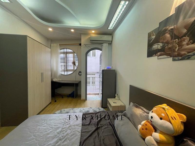 PHÒNG FULLY FURNISHED WITH BALCONY