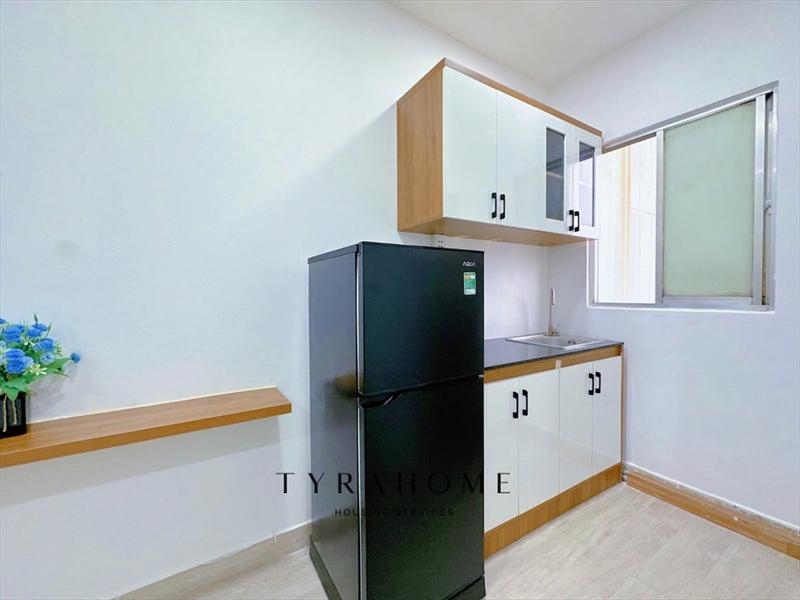 PHÒNG FULLY FURNISHED WITH WINDOW
