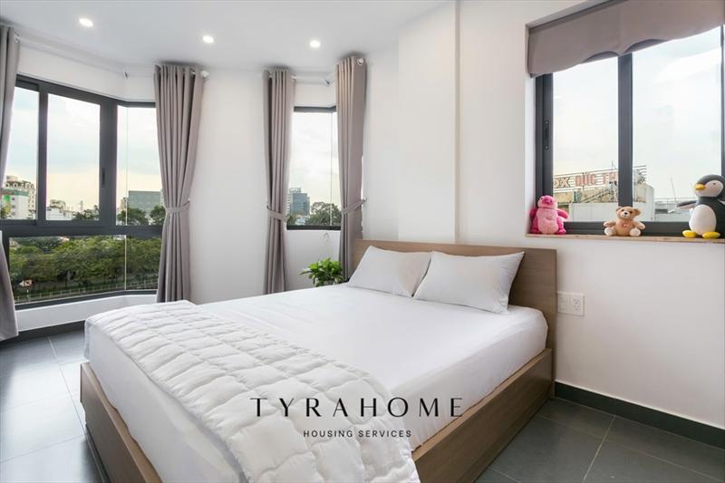 SERVICED APARTMENT FULLY FURNISHED WITH WINDOW