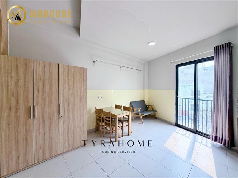PHÒNG FULL NỘI THẤT CÓ BAN CÔNG
