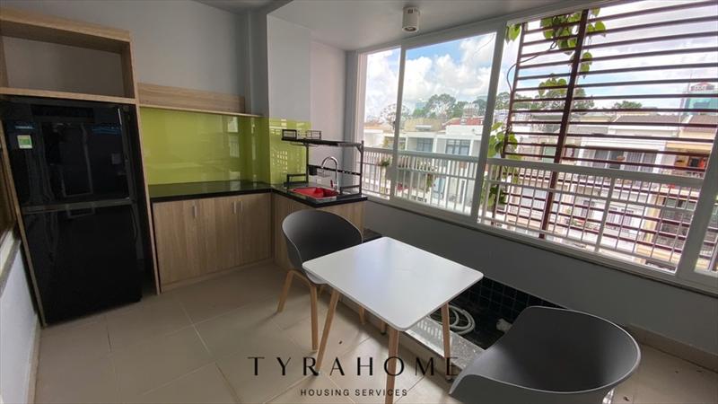 SERVICED APARTMENT FULLY FURNISHED WITH BALCONY