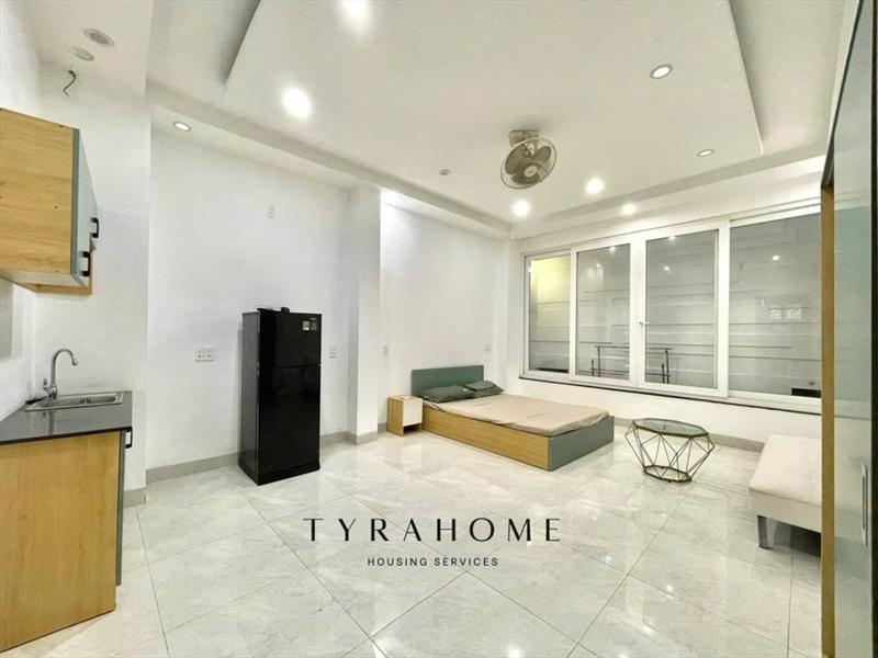 PHÒNG FULL NỘI THẤT CÓ CỬA SỔ