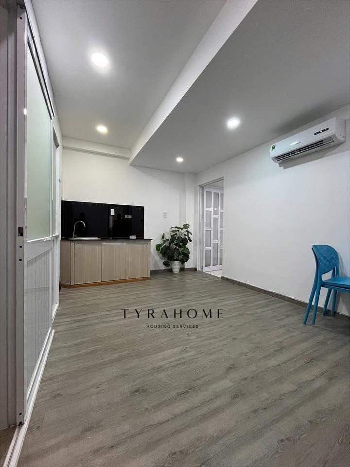 CĂN HỘ DỊCH VỤ FULL NỘI THẤT CÓ CỬA SỔ
