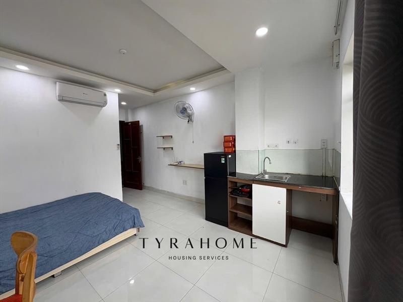 PHÒNG FULL NỘI THẤT CÓ CỬA SỔ